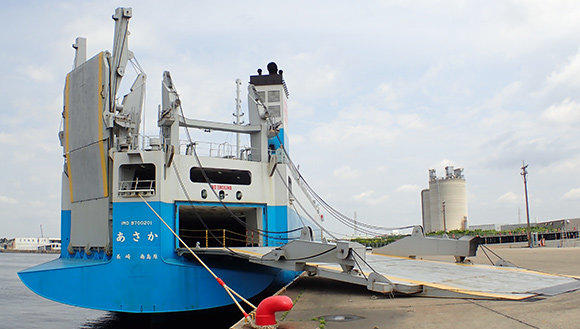 (株)ホンダロジスティクス運航の内航自動車専用船のターミナル業務を当社グループで受託